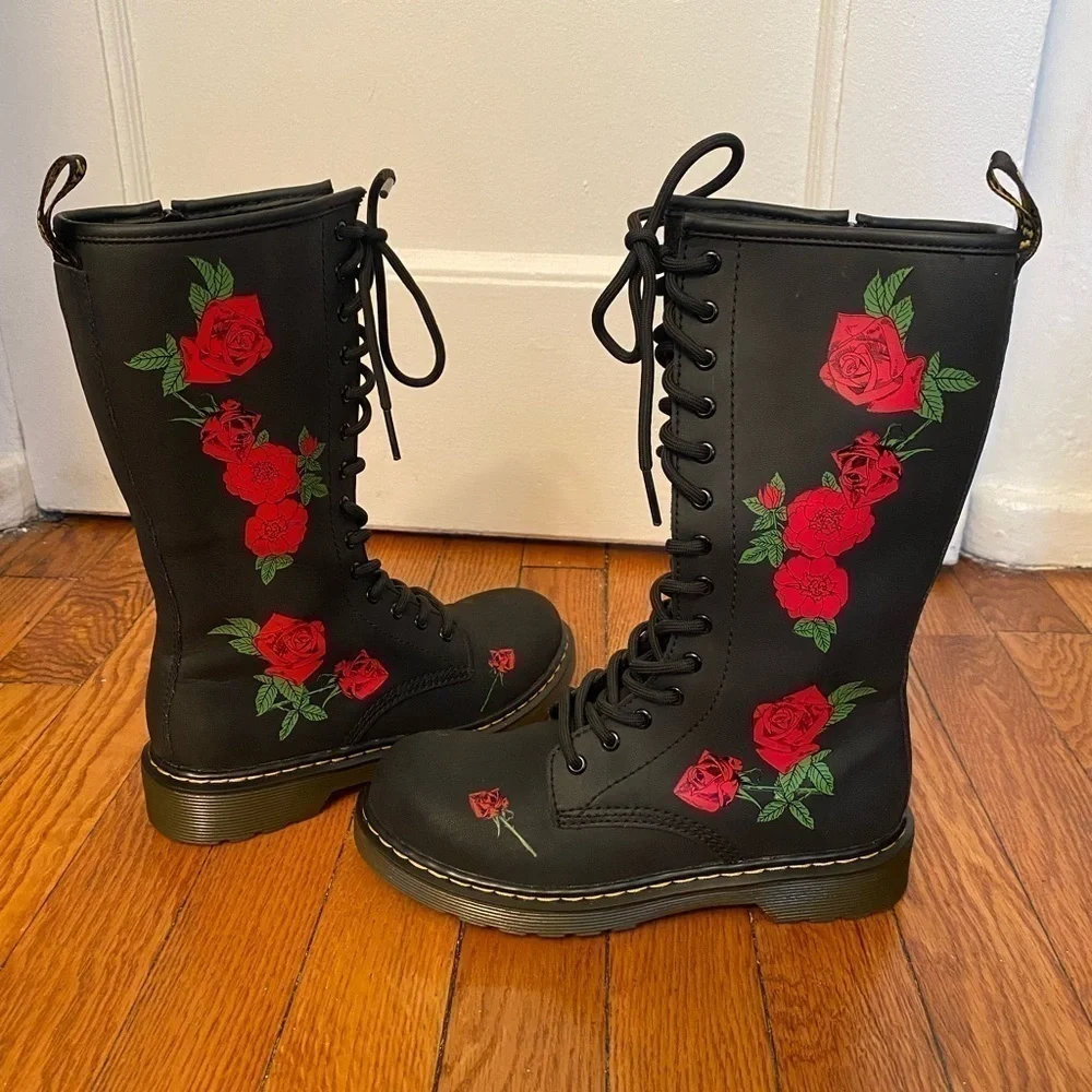 Dr Martens Vonda J Tall Lace Up Red Roses Combat Boots Kids Size 2